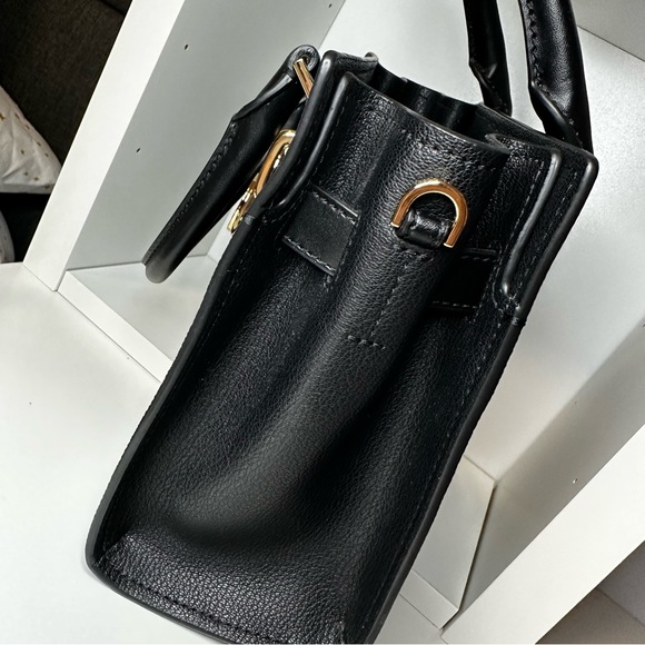 MICHAEL KORS SMALL BAG 💖 - Picture 6 of 8